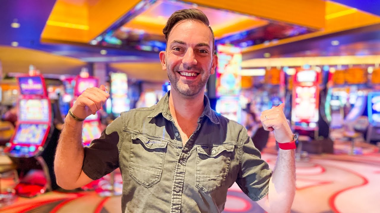? LIVE in VEGAS at M Resort Casino