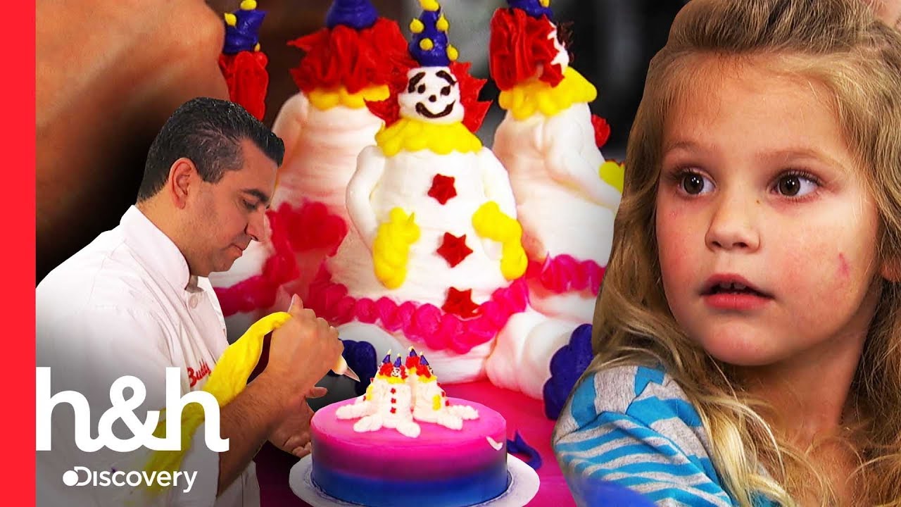 Buddy sorprende a clienta creando un pastel frente a sus ojos | Cake Boss | Discovery H&H