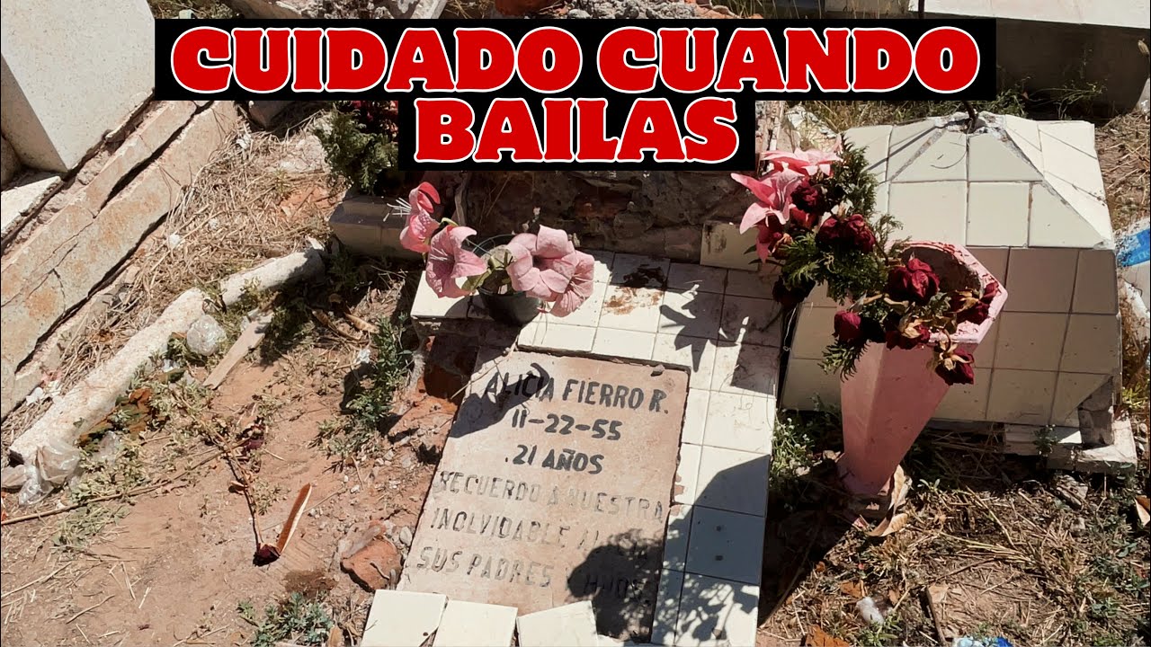 Tumba de Alicia Fierro de la leyenda del cerro de la memoria en Los Mochis SINALOA