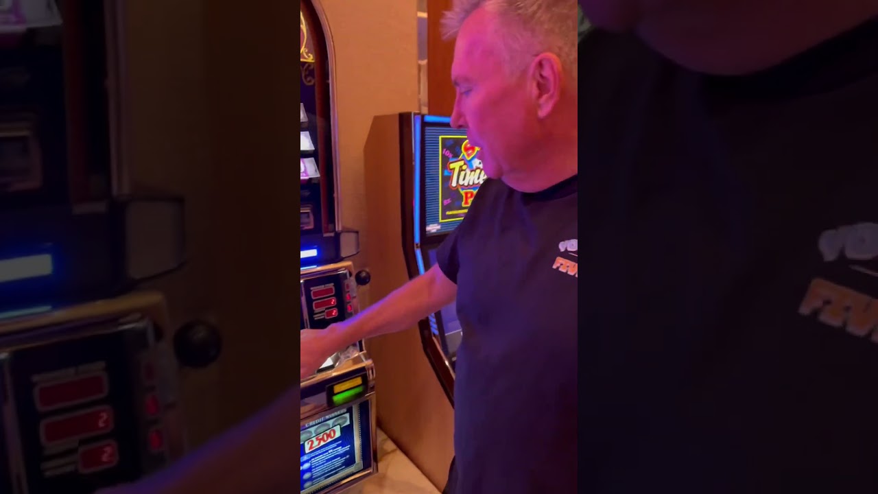 $1,000 Spin Top Dollar! #lasvegas #casino #topdollar