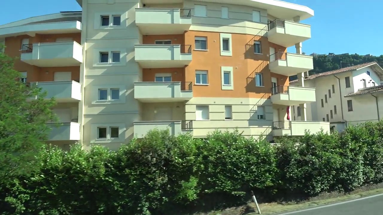 ЖИЗНЬ В САН МАРИНО. КАРЛИКОВОЕ ГОСУДАРСТВО В ЕВРОПЕ. SAN MARINO. THE DWELLING STATE IN EUROPE.